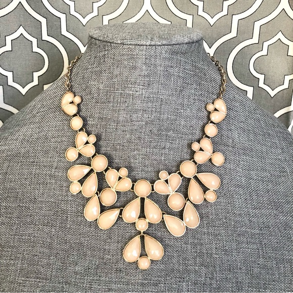 Jewelry - Neutral Blush Statement Necklace